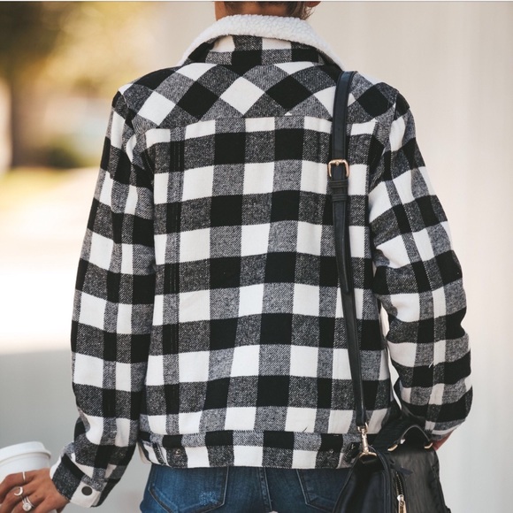 Sherpa and Plaid Checkered Jacket - Picture 3 of 8
